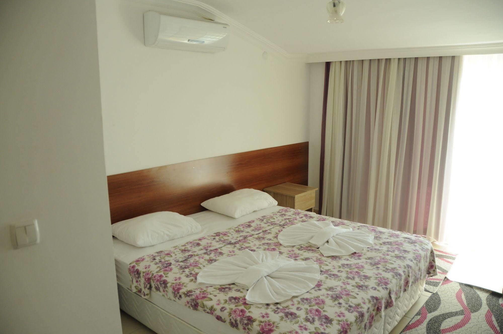 Demirci Hotel أنطاليا المظهر الخارجي الصورة